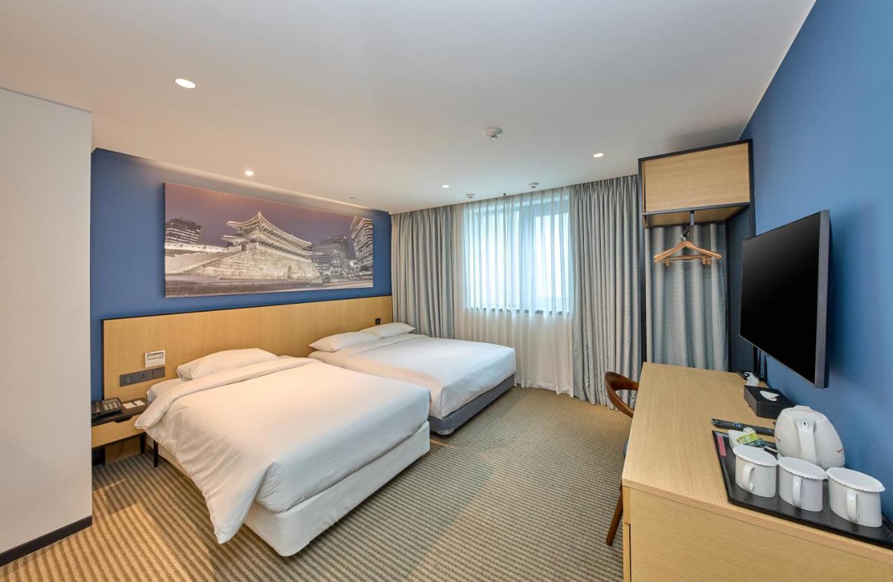 Travelodge Myeongdong Hall Hotel 4*