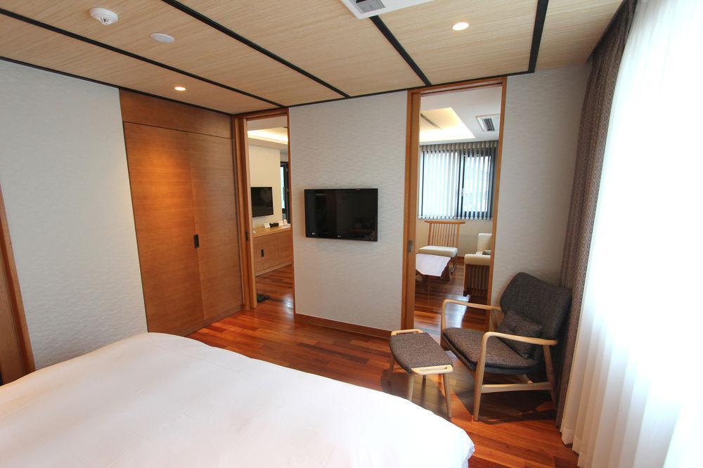 Hotel Travelodge Myeongdong Hall