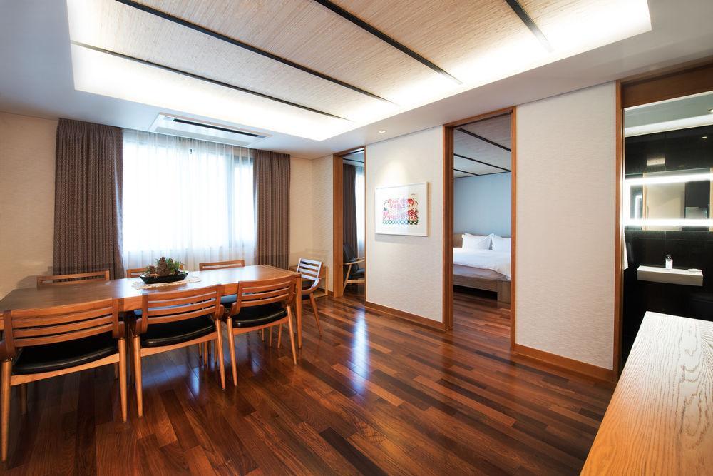 Hotel Travelodge Myeongdong Hall