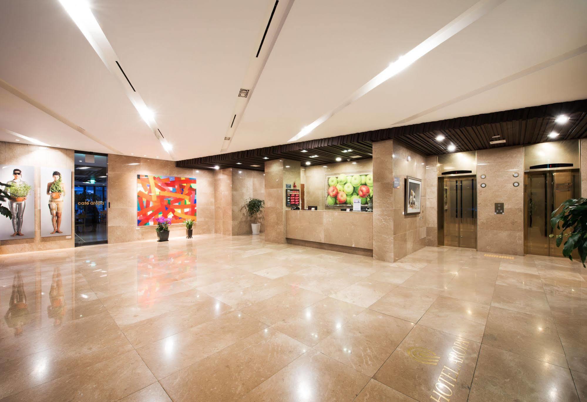 Travelodge Myeongdong Hall